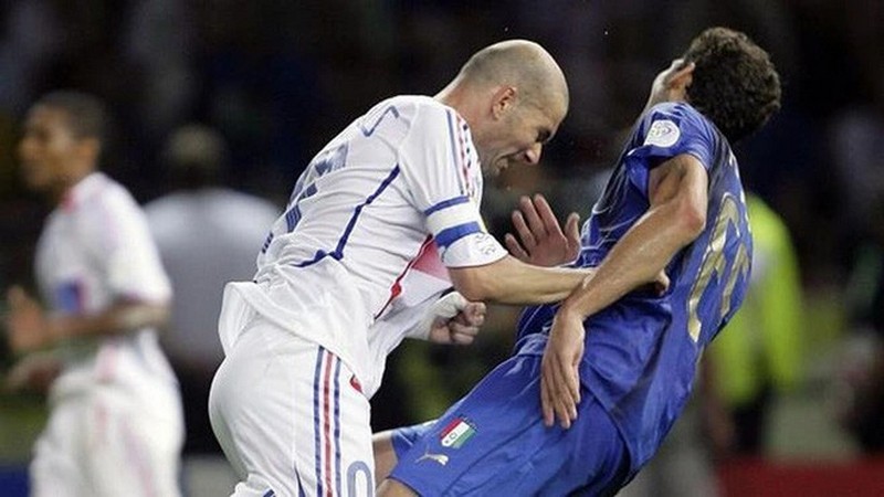 Pha húc đầu và nhận thẻ đỏ của Zidane chắc chắn sẽ còn sống mãi với người hâm mộ bóng đá