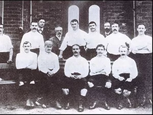 Câu lạc bộ bóng đá Blackburn Rovers là một trong những đội bóng có tuổi đời lâu nhất thế giới